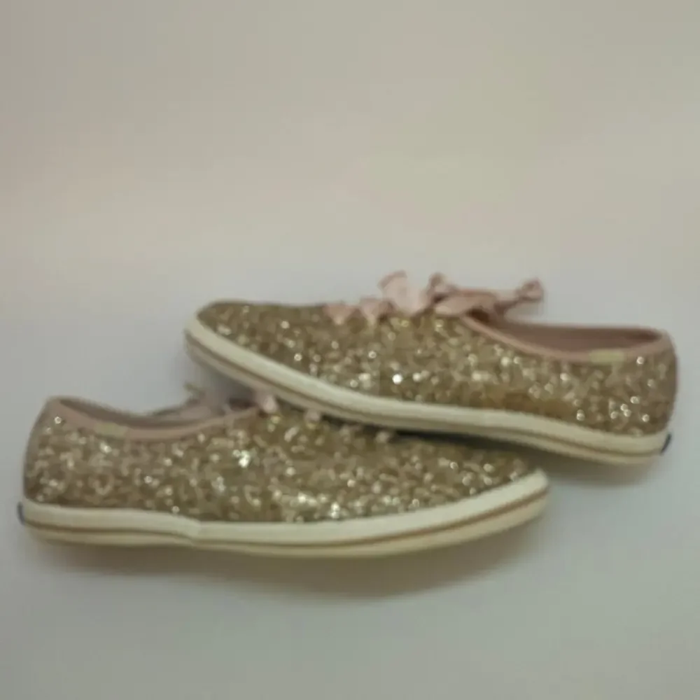 Keds x Kate Spade Glitter Sneakers – Size 7.5‎